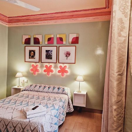 Casa De Huespedes Dolce Vita Madrid Luaran gambar