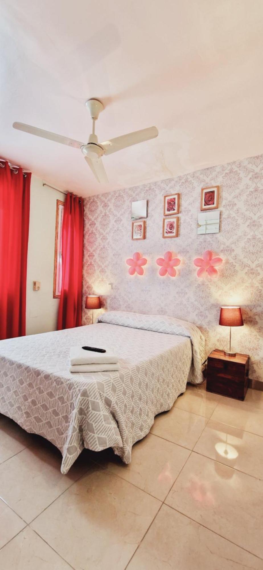 Casa De Huespedes Dolce Vita Madrid Luaran gambar