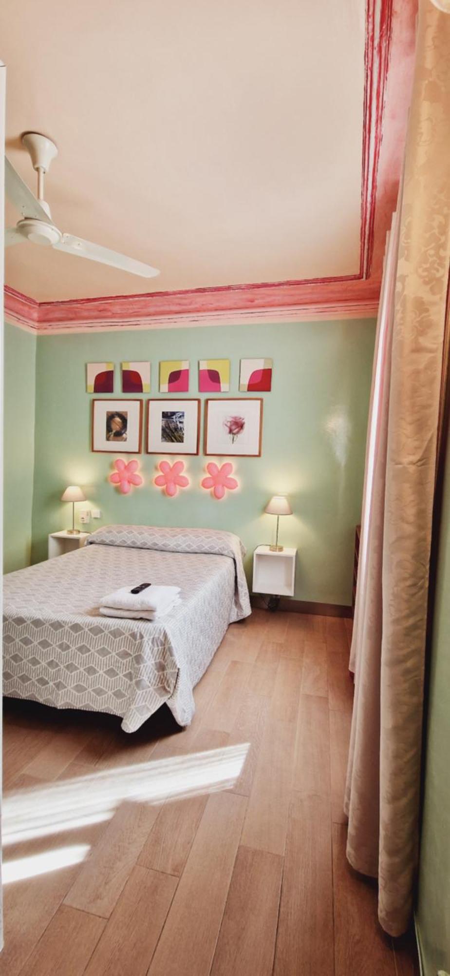 Casa De Huespedes Dolce Vita Madrid Luaran gambar