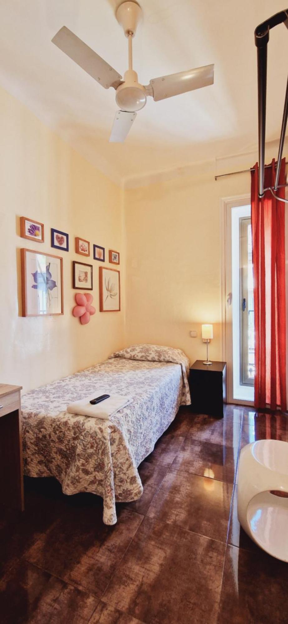 Casa De Huespedes Dolce Vita Madrid Luaran gambar