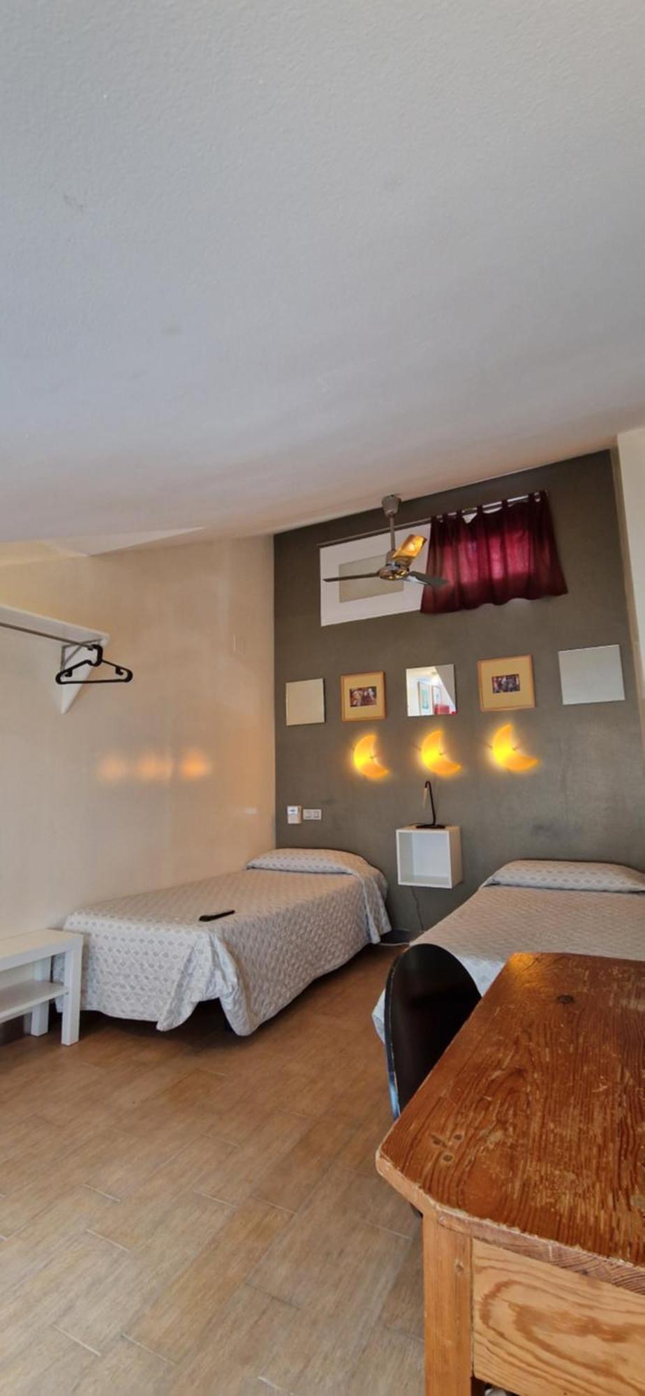Casa De Huespedes Dolce Vita Madrid Luaran gambar