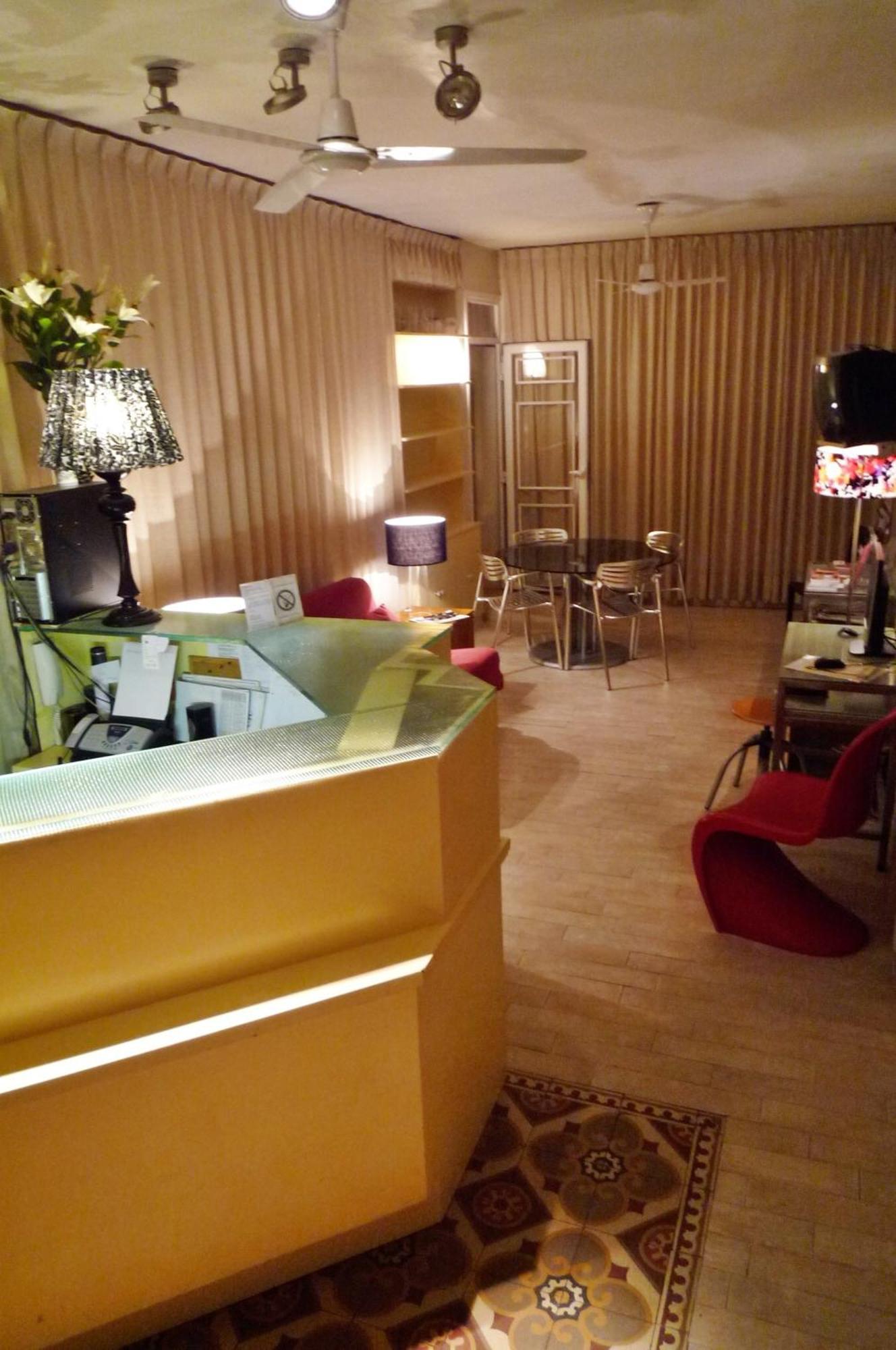Casa De Huespedes Dolce Vita Madrid Luaran gambar