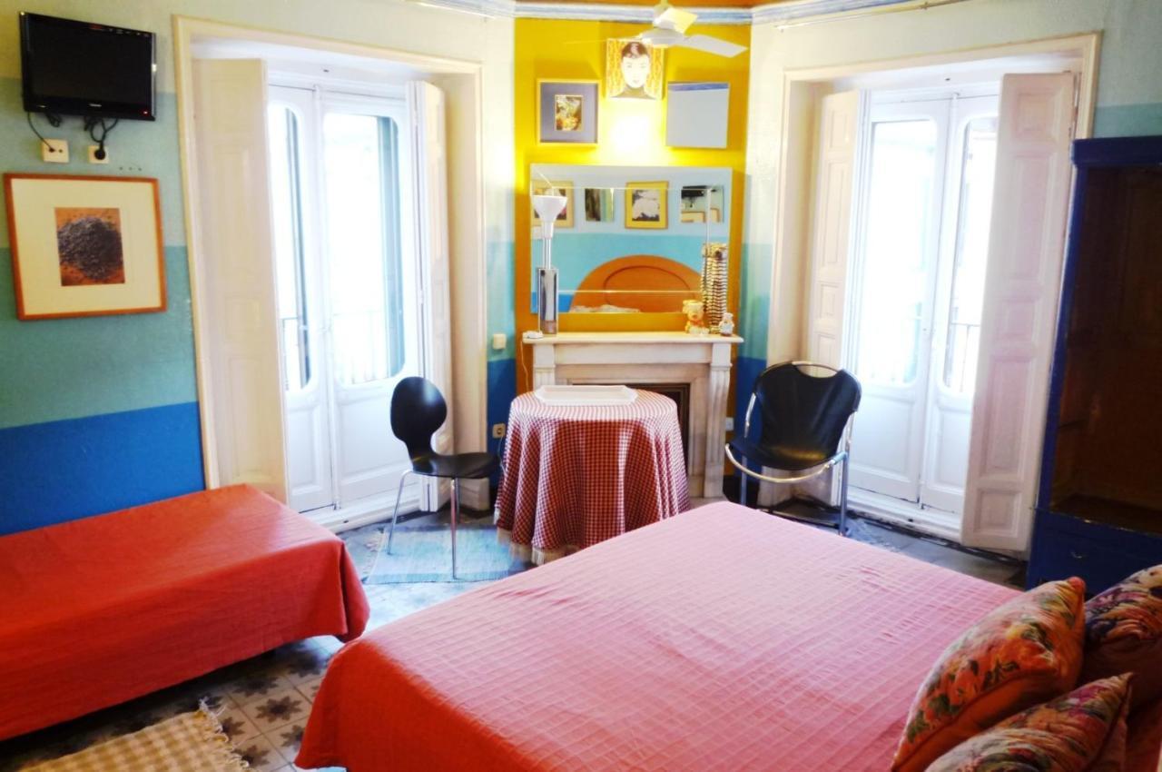 Casa De Huespedes Dolce Vita Madrid Luaran gambar